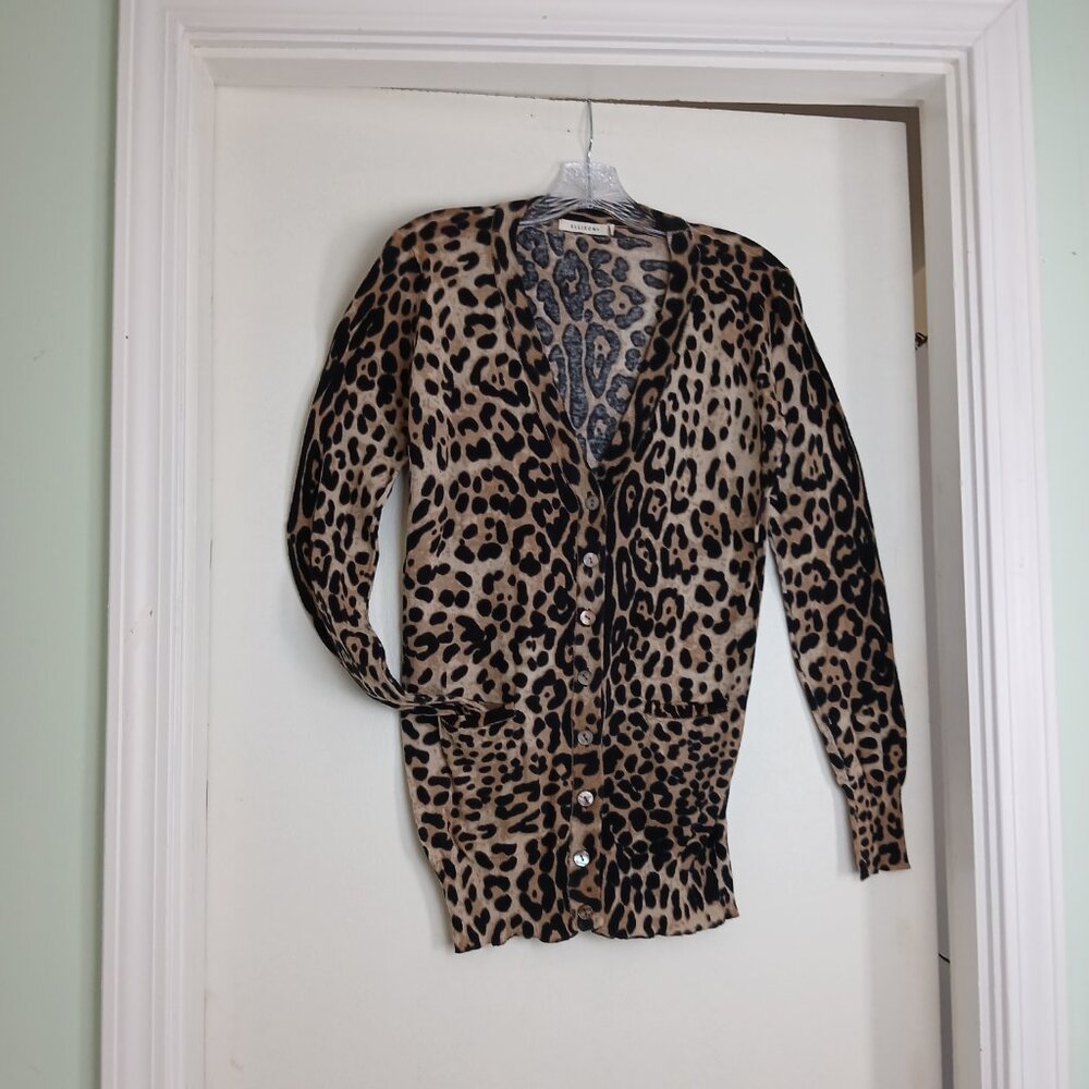 Leopard Print 100% Cotton V-Neck Abalone Button-Up Cardigan With Pockets Sz L - Picture 15 of 15